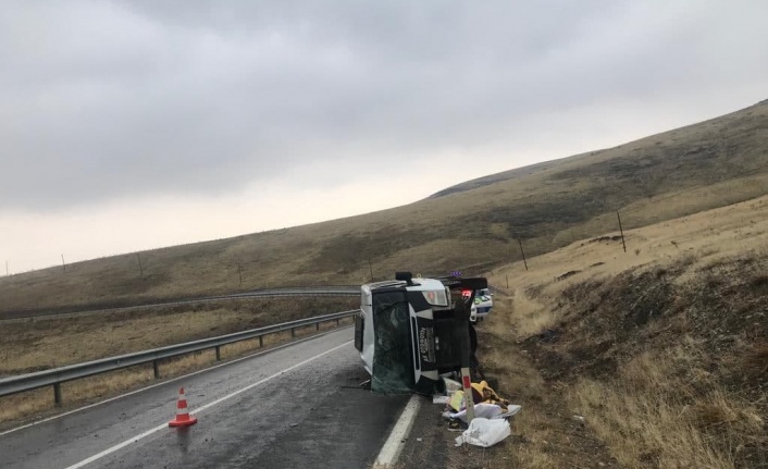 Kahramanmaraş’ta minibüs devrildi: 7 yaralı 