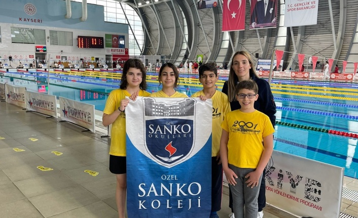 Sanko Okulları’nın Yüzme Başarısı